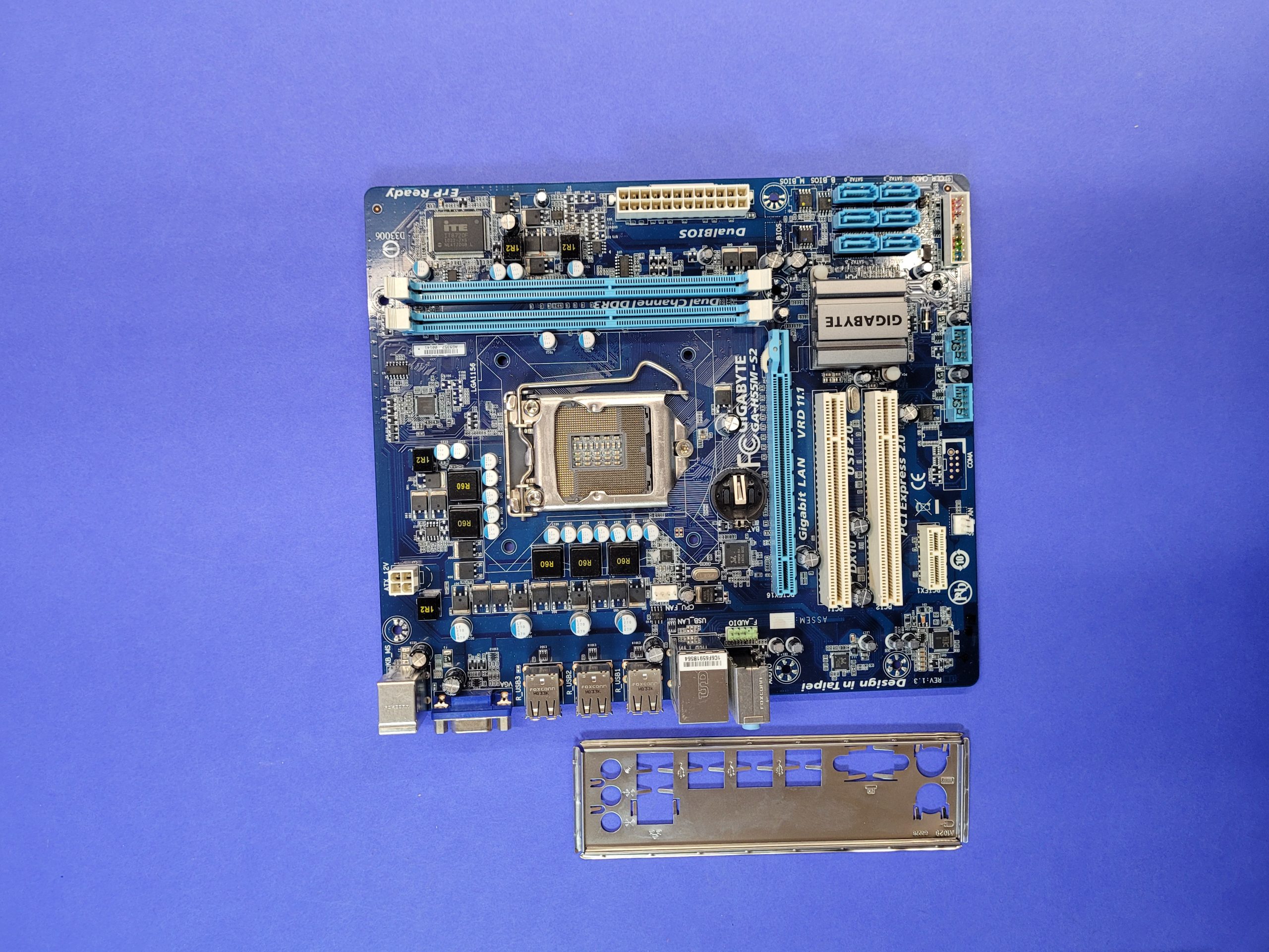 Gigabyte GA-H55M-S2 – Micro-ATX Mainboard – Bild 2