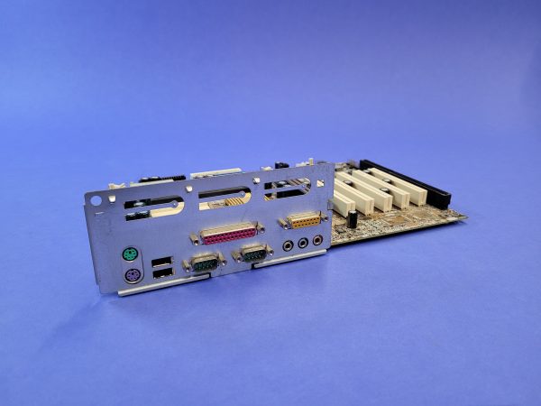 Gigabyte GA-6VX7-4X Mainboard
