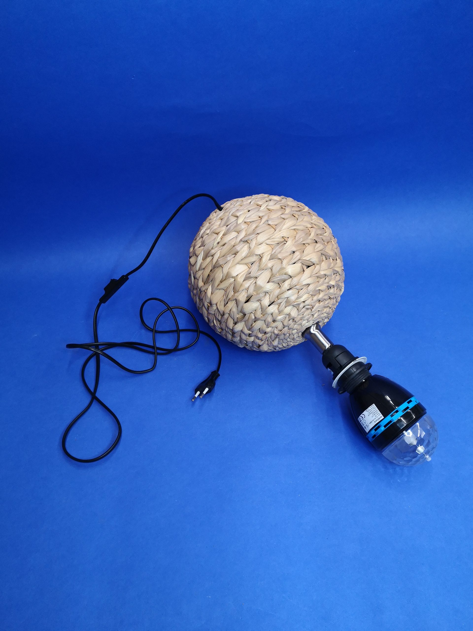 Renkforce E27-004 – LED-Party-Leuchtmittel mit RGB-Effekten