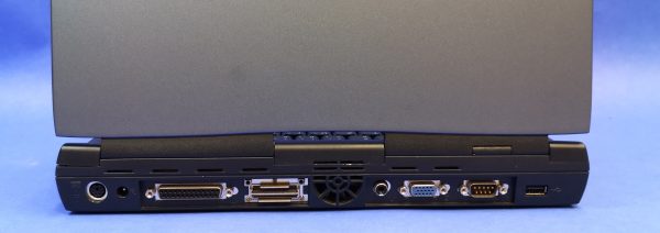 Compaq Presario 1800 – Robuster Notebook-Klassiker für Retro-Fans – Bild 6