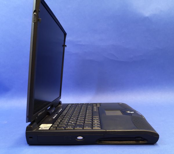 Compaq Presario 1800 – Robuster Notebook-Klassiker für Retro-Fans – Bild 7