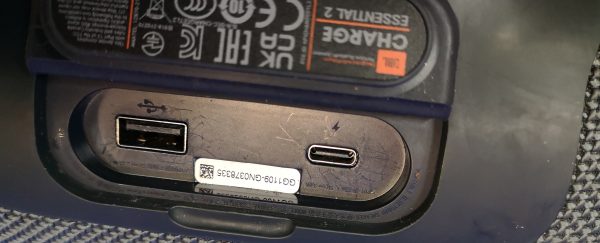 JBL Charge Essential 2 – Tragbarer Bluetooth-Lautsprecher mit Powerbank-Funktion – Bild 5