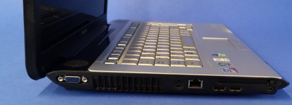 Toshiba Satellite A205 – Bild 2