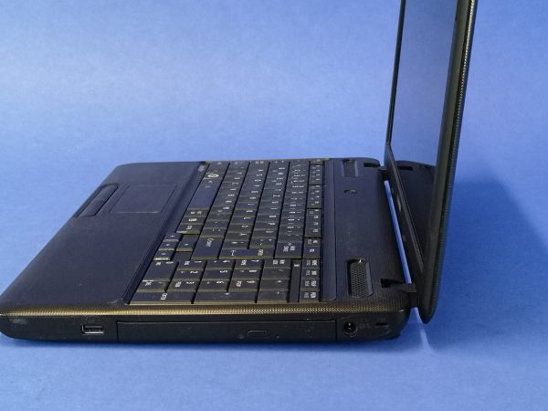 Toshiba Satellite C660-2QH – 15,6" Allround-Notebook – Bild 4