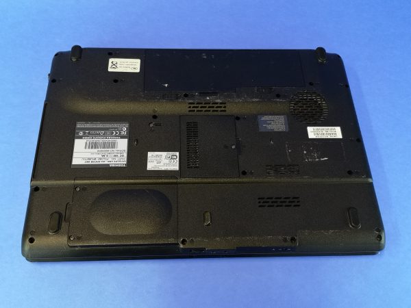 Toshiba Satellite L350-24L – 17,3" Allround-Notebook – Bild 7
