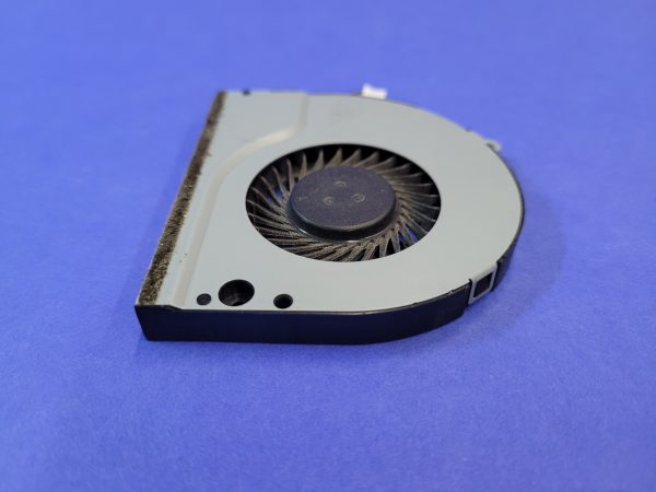 Ersatzteile für ein Acer Aspire E1-570 – Bild 14