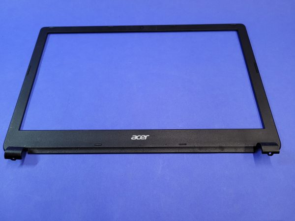 Ersatzteile für ein Acer Aspire E1-570 – Bild 7