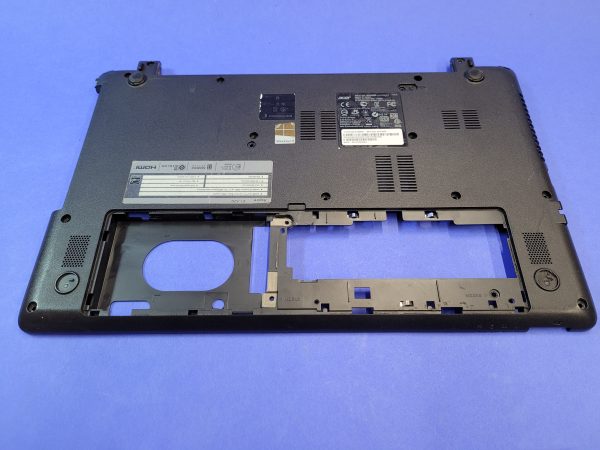 Ersatzteile für ein Acer Aspire E1-570 – Bild 9