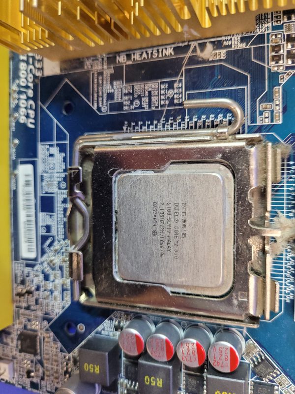 Gigabyte GA-P35-DS3 Mainboard mit Intel Core2 Duo, 4 GB DDR2-RAM & CPU-Lüfter – Bild 2