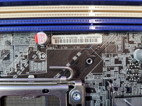 Foxconn TBGM01A1-1.0-8EKS3H – LGA1366-Mainboard – Bild 2