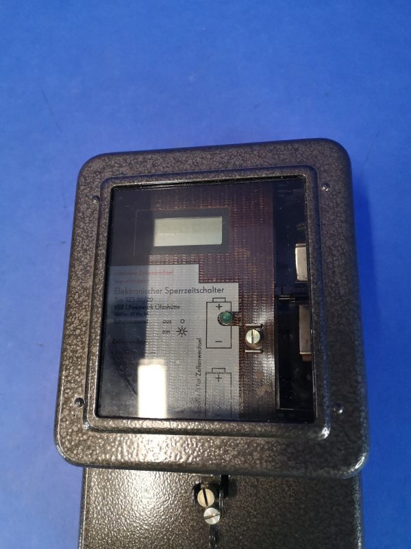 elektronischer Sperrzeitschalter SZS 50/20 – VEB Uhrenwerk Glashütte, DDR – Bild 3