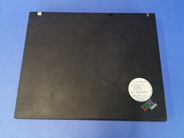 IBM ThinkPad T43 mit Fehler 2010 (HDD-Inkompatibilität)