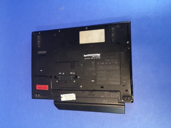 Lenovo ThinkPad T400 mit Cinnamon-Desktop – Bild 2