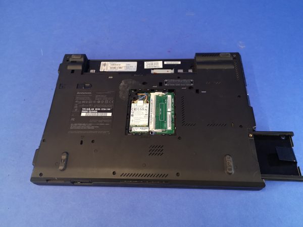 Lenovo ThinkPad T410i – Bild 2