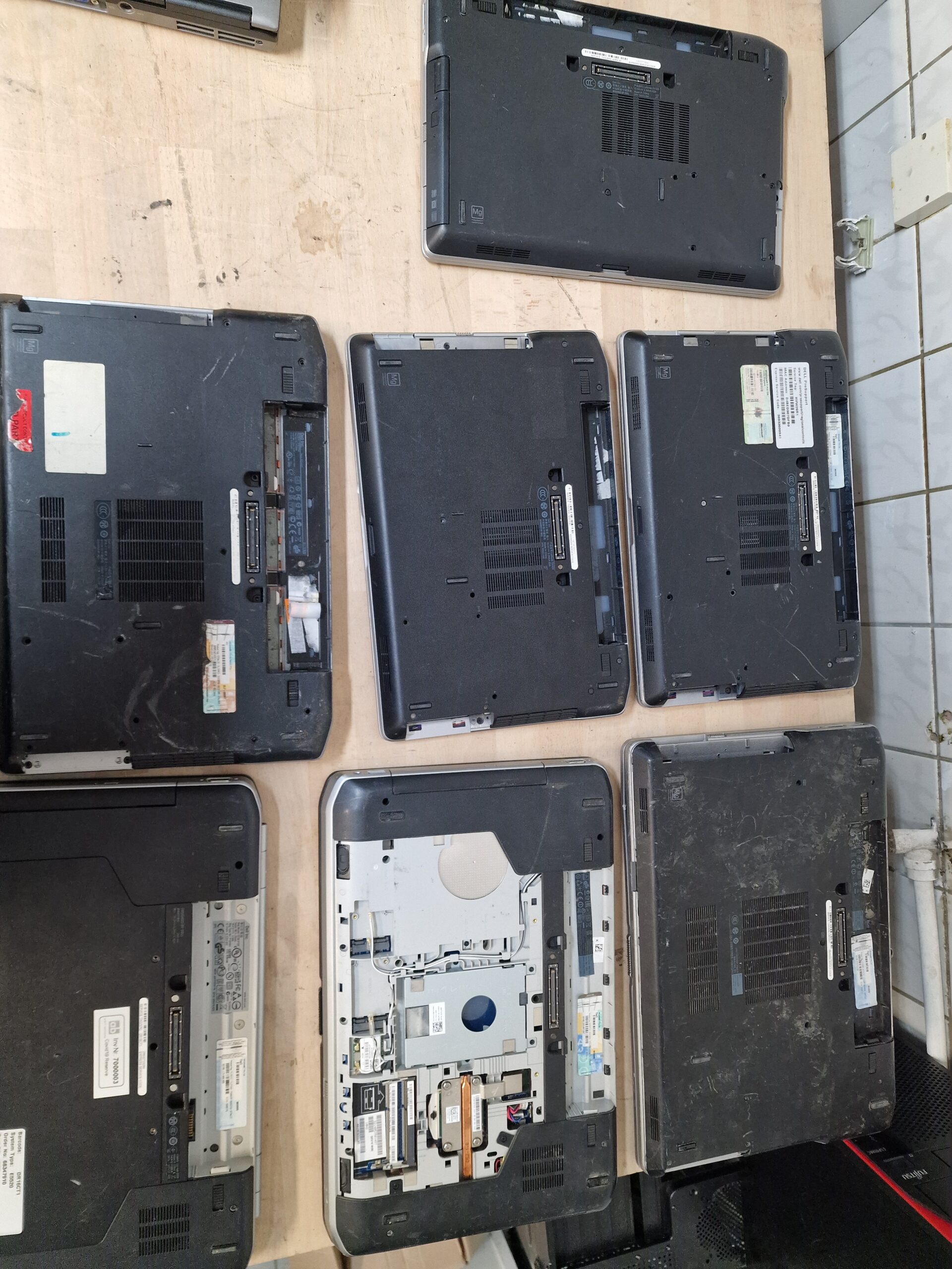 Linux Laptops ab 89 € – Intel CPU, 8GB RAM, 128GB SSD, Netzteil – Bild 13