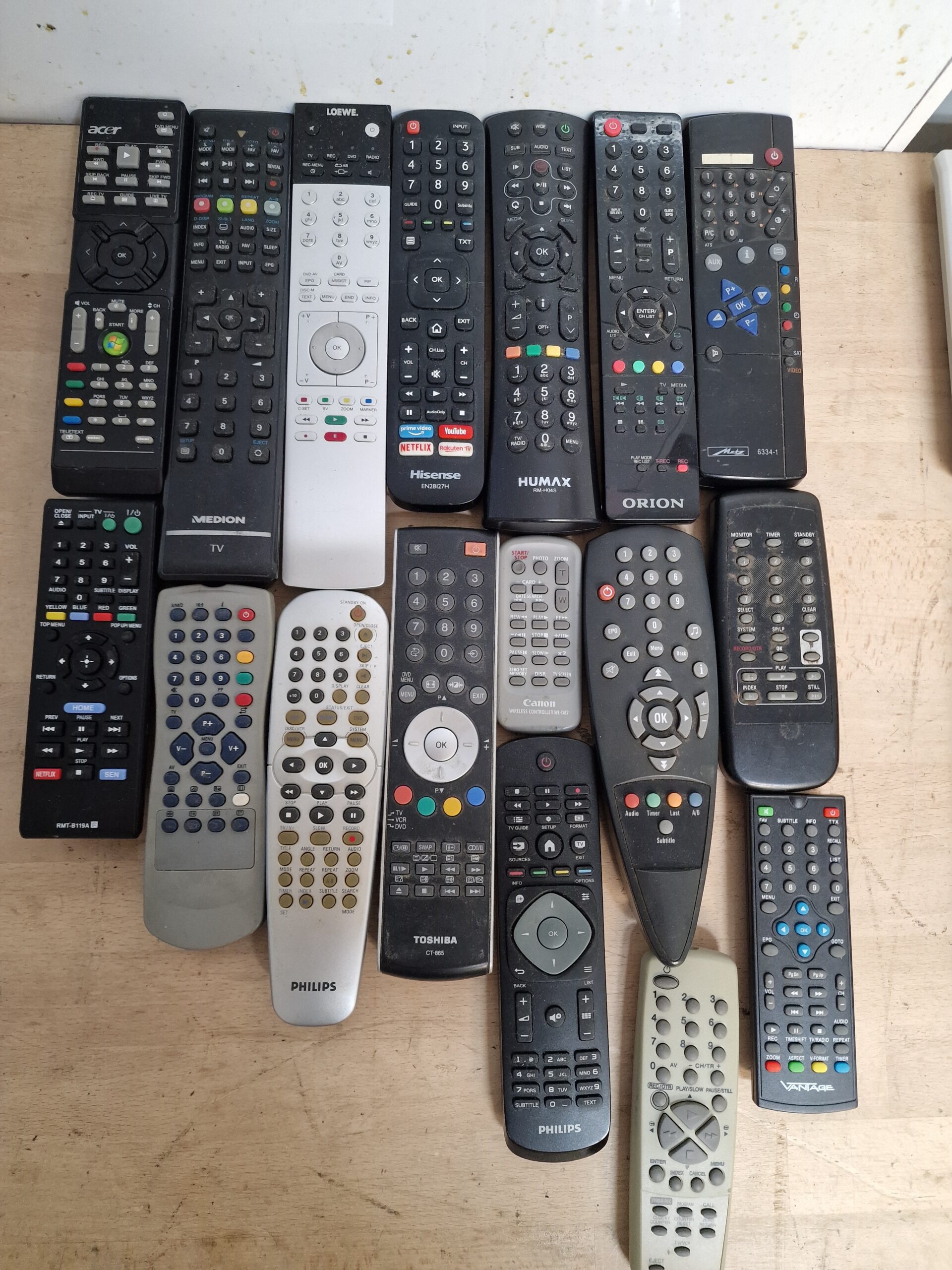 Fernbedienungen für TV, Receiver, DVD, HiFi & weitere Geräte – verschiedene Modelle – Bild 30