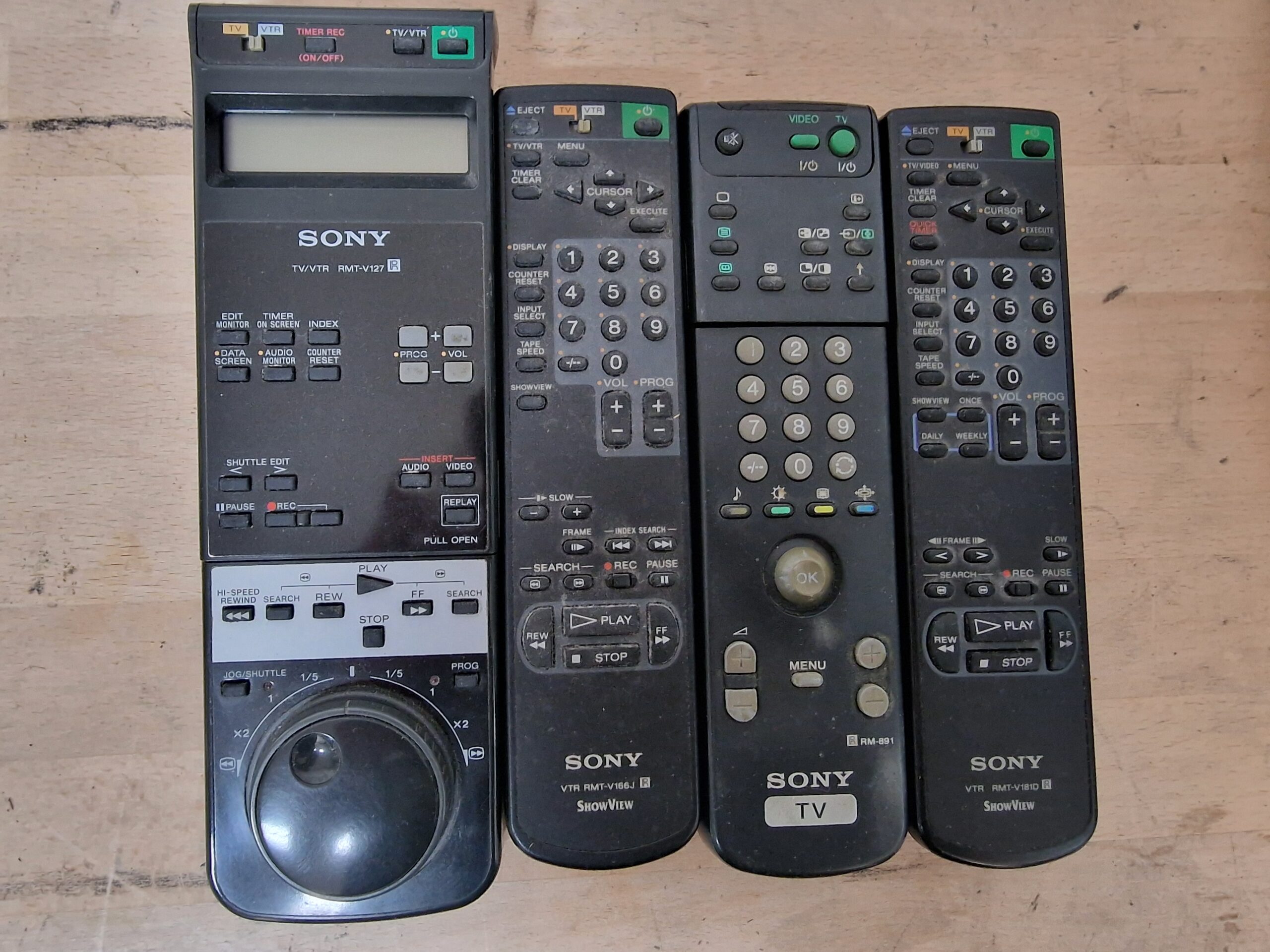 Fernbedienungen für TV, Receiver, DVD, HiFi & weitere Geräte – verschiedene Modelle – Bild 9