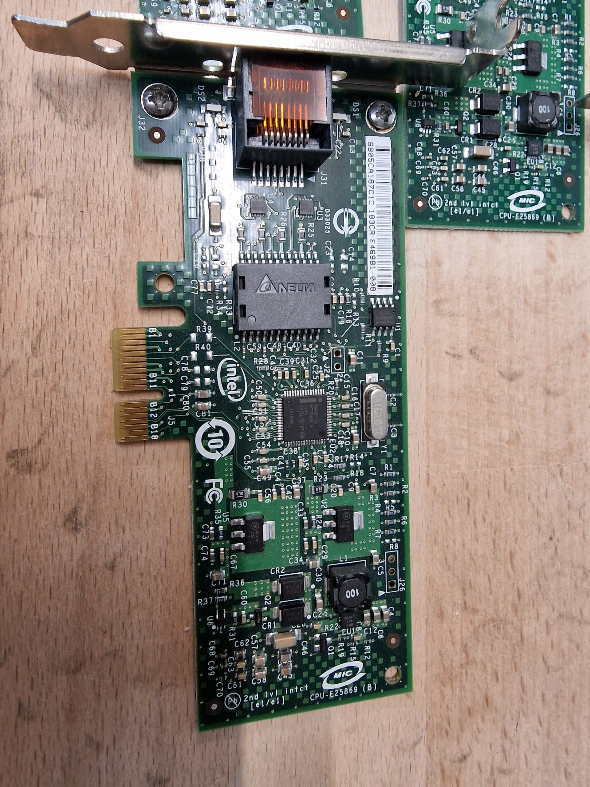Intel Gigabit CT Desktop Adapter – PCIe Netzwerkkarte – große oder kleine Blende – Bild 2